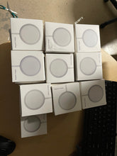 Load image into Gallery viewer, 15W Magnetic Magsafe Charger Pad For iPhone 15 Pro Max 14 Fast Charging